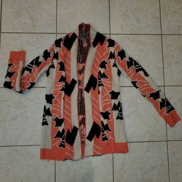 Charlotte Russe Sweater- open EUC - Picture 1 of 6